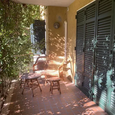 住宿加早餐酒店 Mase 拉文纳