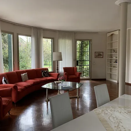 Mase Oda ve Kahvaltı