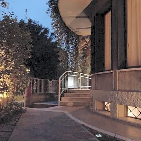 Bed and Breakfast Mase 3*