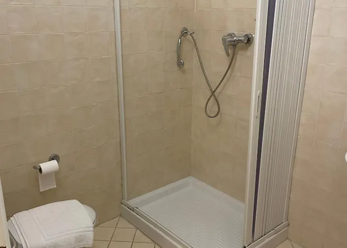 Alojamento de Acomodação e Pequeno-almoço Mase 4*